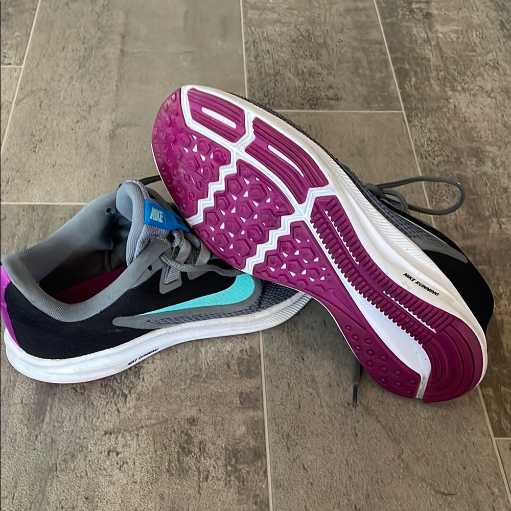 Nike Downshifter 11